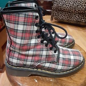Vintage 90's Made in England Plaid Dr. Martens